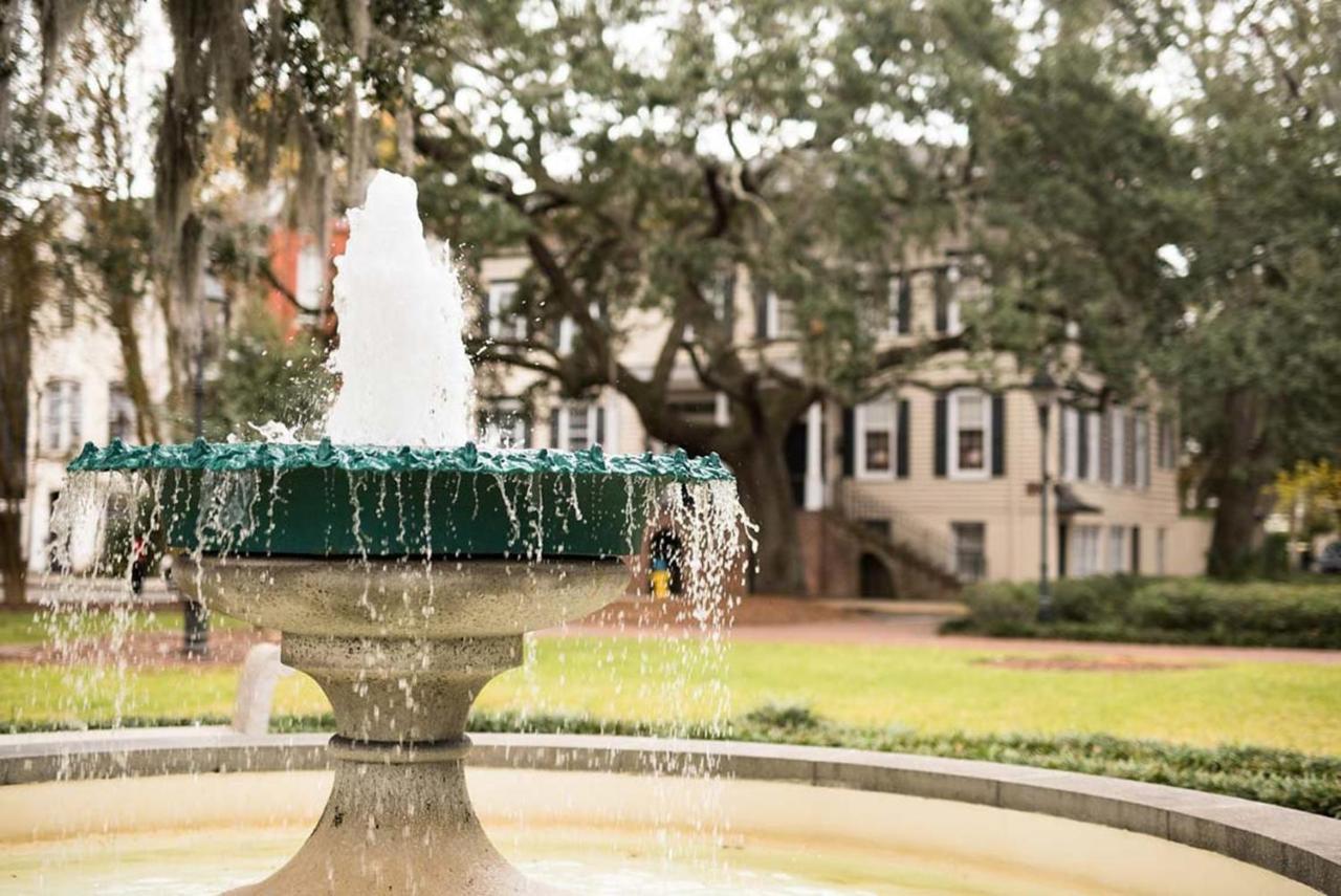 Villa Orleans Square à Savannah Extérieur photo